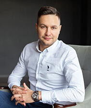 Александр Спиричев - специалист компании "Иметра" по качественному ремонту квартир.
